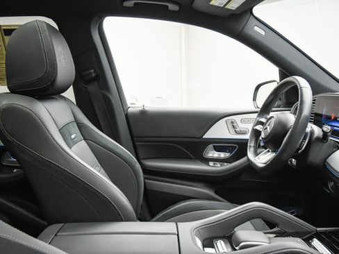 Used 2025 Mercedes-Benz GLE 53 AMG 4MATIC image 51