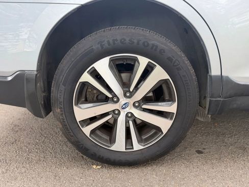 Used 2019 Subaru Outback 2.5i Limited w/ Popular Package #2 AWD/4WD image 32