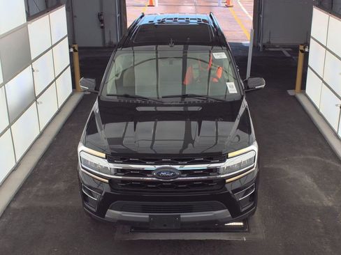 Used 2024 Ford Expedition Max Limited image 2