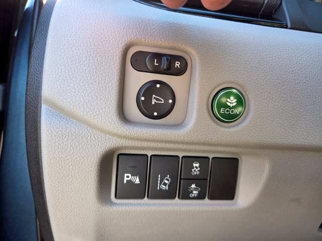 Used 2018 Honda Pilot Elite image 25