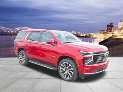 Used 2025 Chevrolet Tahoe High Country w/ Sun And Tow Package image 5