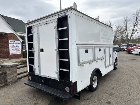 Used 2016 Ford E-350 and Econoline 350 Super Duty w/ Power Windows & Locks Group RWD image 7