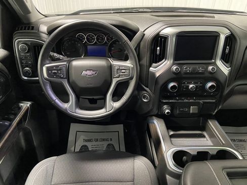 Used 2022 Chevrolet Silverado 1500 LT Trail Boss w/ LPO, Dark Essentials Package image 4