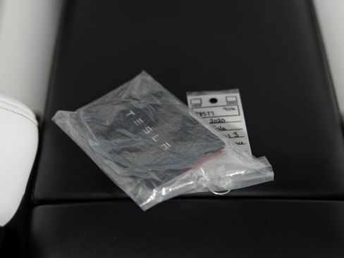 Used 2020 Tesla Model 3 Performance image 36