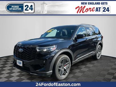 New 2025 Ford Explorer ST-Line w/ Premium Package