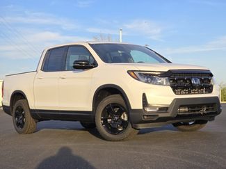 New 2026 Honda Ridgeline Black Edition video 2
