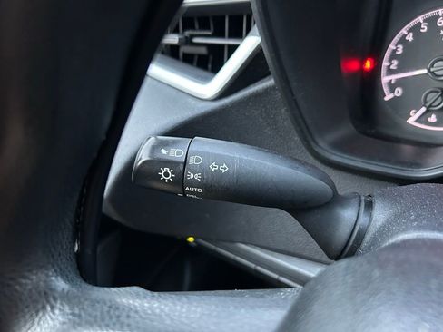 Used 2022 Toyota Corolla LE image 21