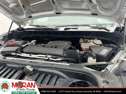 Used 2020 Chevrolet Silverado 1500 Custom w/ Custom Value Package image 12