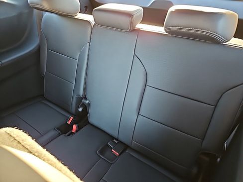 New 2026 Chevrolet Traverse High Country image 25