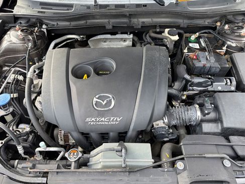 Used 2015 MAZDA MAZDA3 i Touring image 11