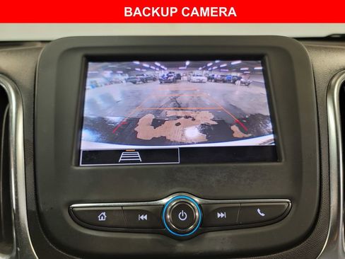 Used 2023 Chevrolet Equinox LT w/ Driver Convenience Package image 15