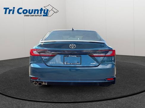 Used 2025 Toyota Camry XSE image 7