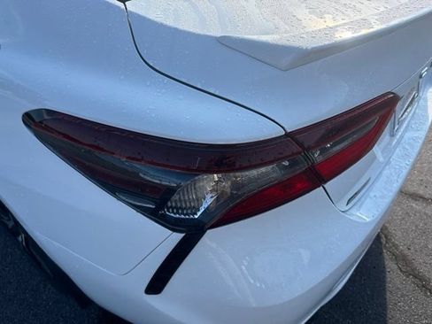 Used 2023 Toyota Camry SE FWD image 10