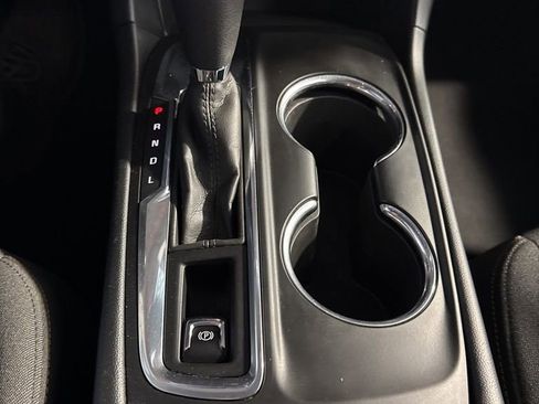 Used 2020 Chevrolet Equinox LT image 34