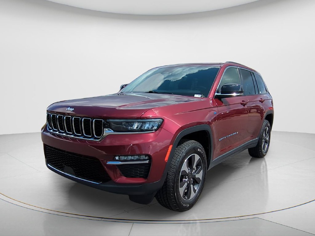 Used 2024 Jeep Grand Cherokee Limited 4xe AWD/4WD image 1