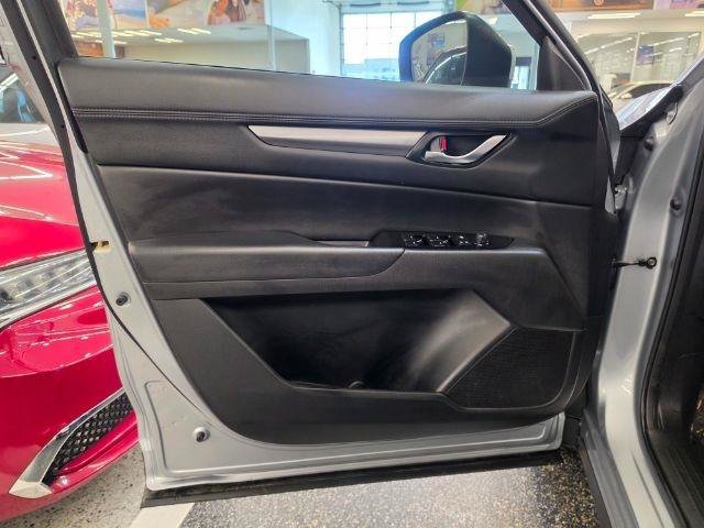 Used 2021 MAZDA CX-5 Touring AWD/4WD image 30
