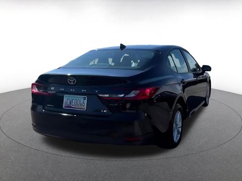 Used 2025 Toyota Camry LE image 12