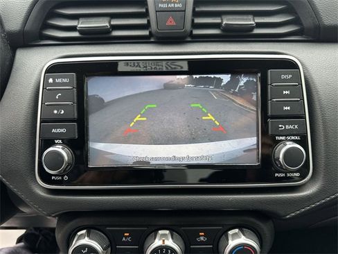 Used 2021 Nissan Versa S image 17