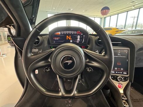 Used 2019 McLaren 720S Performance image 33