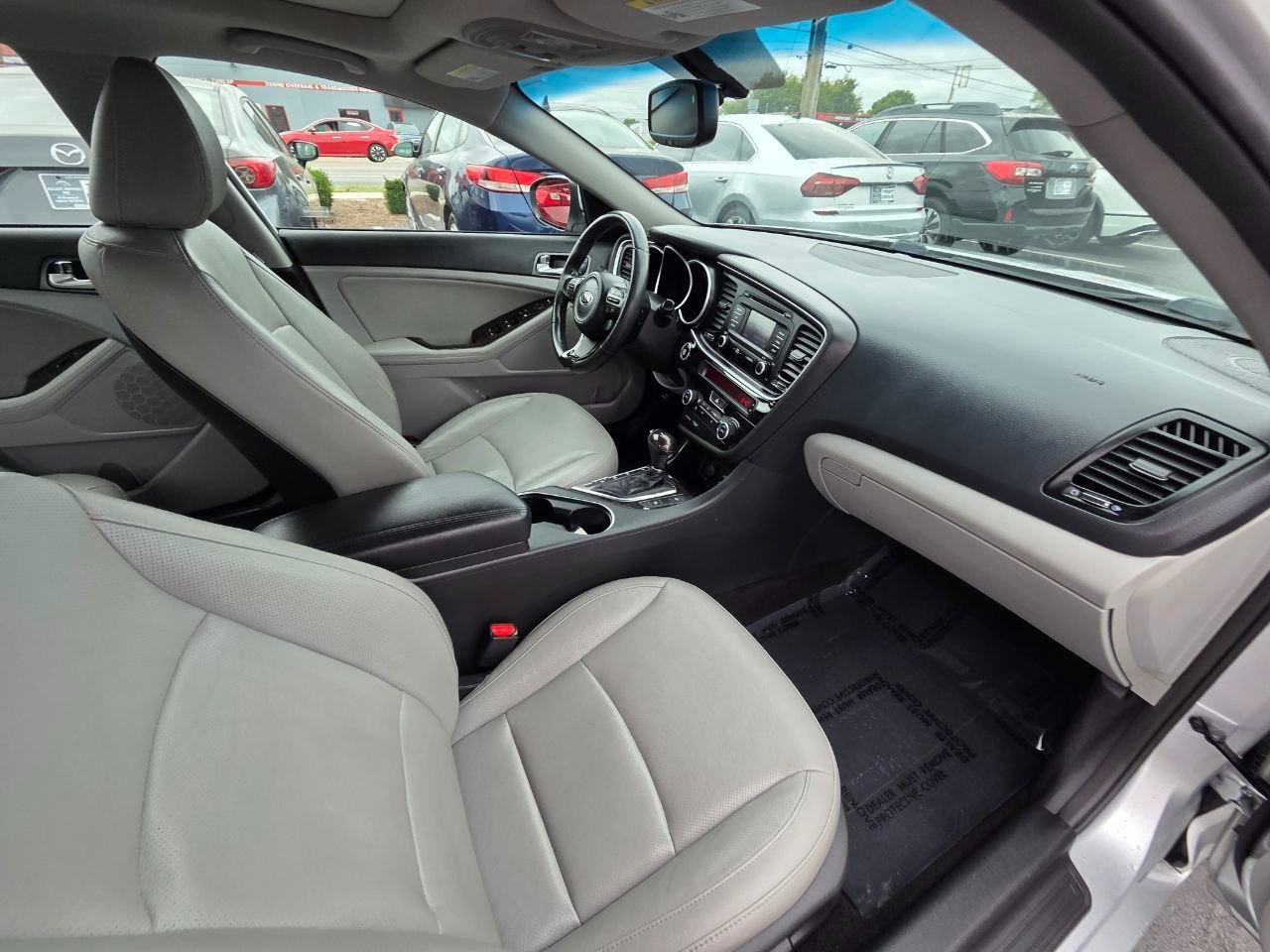 Used 2015 Kia Optima EX w/ EX Premium Package FWD image 18