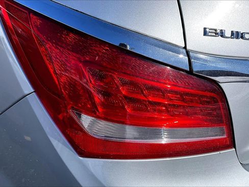 Used 2015 Buick LaCrosse Leather image 27