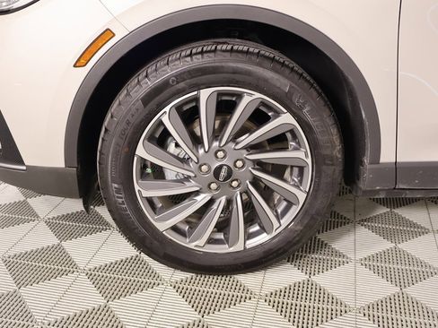 Used 2024 Lincoln Corsair Reserve w/ Equipment Group 201A image 19