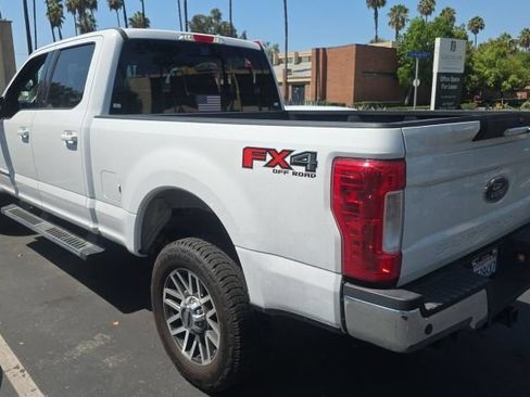 Used 2019 Ford F250 Lariat w/ Lariat Value Package AWD/4WD image 3