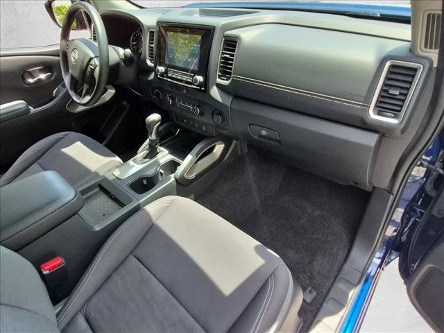 Used 2022 Nissan Frontier SV w/ Technology Package AWD/4WD image 20