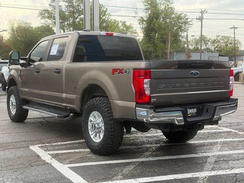 Used 2021 Ford F250 XL w/ STX Appearance Package AWD/4WD image 8