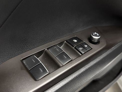 Used 2023 Toyota Camry XSE image 11