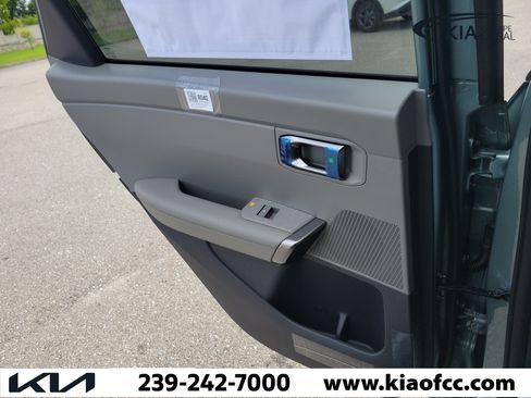 New 2027 Kia Seltos S FWD image 13