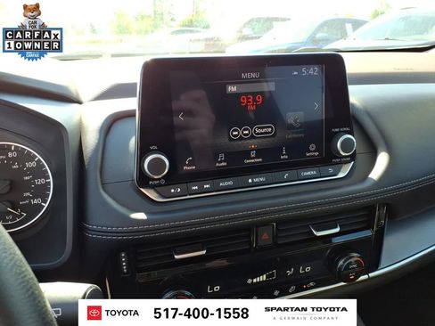 Used 2022 Nissan Rogue SV AWD/4WD image 20