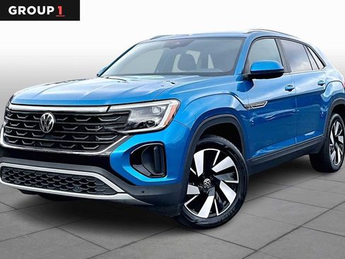 Used 2024 Volkswagen Atlas Cross Sport SE image 1