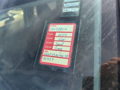 Certified 2022 Kia Soul LX image 6