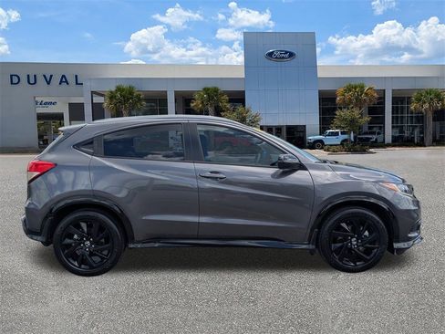 Used 2022 Honda HR-V Sport image 2