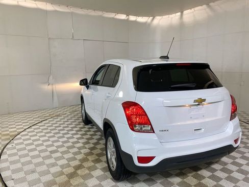 Used 2020 Chevrolet Trax LS w/ Tint and Cruise Package FWD image 19
