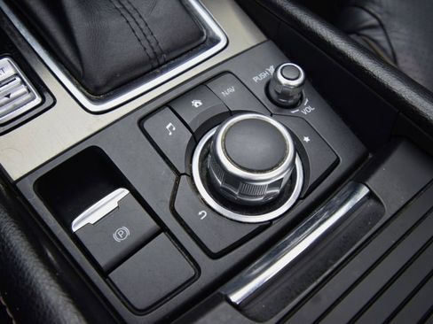 Used 2017 MAZDA MAZDA6 Grand Touring image 33