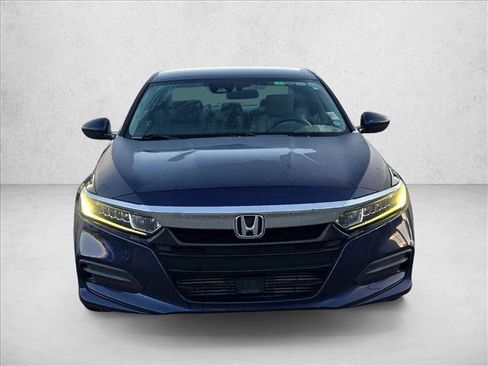Used 2018 Honda Accord LX image 2