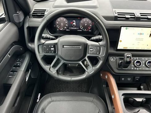 Used 2024 Land Rover Defender 110 X AWD/4WD image 13
