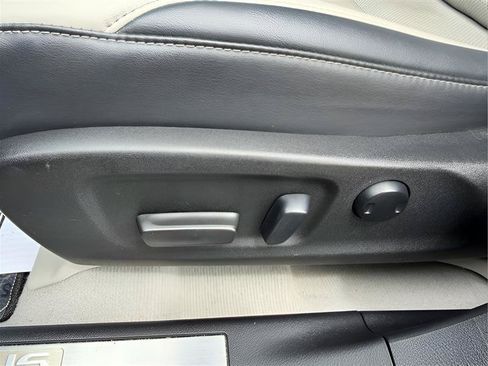 Used 2019 Lexus RX 350 FWD w/ Navigation Package image 29