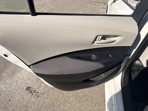 Used 2023 Toyota Corolla LE image 16