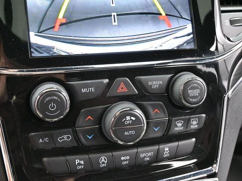 Used 2021 Jeep Grand Cherokee Limited AWD/4WD image 21