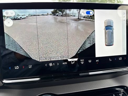 New 2026 Ford Expedition Active RWD image 28
