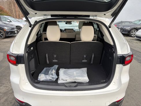 New 2026 MAZDA CX-90 Plug-In Hybrid w/Premium Sport image 14