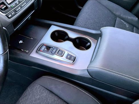 Certified 2024 Honda Ridgeline Sport image 15