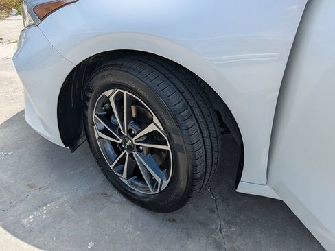 Certified 2024 Kia Forte LXS FWD image 33