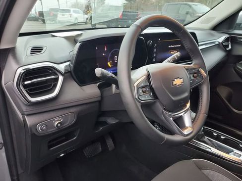 Used 2025 Chevrolet TrailBlazer LT w/ LT Cold Weather Package image 21