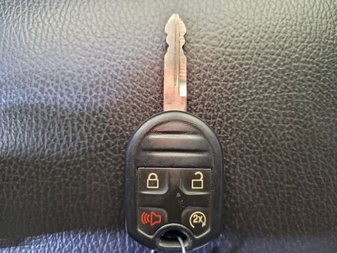 Used 2012 Ford F150 Lariat w/ Lariat Plus Pkg RWD image 32