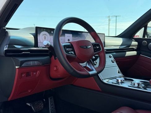 Used 2025 Genesis GV80 3.5T e-SC image 22