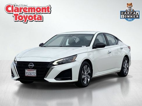 Used 2025 Nissan Altima 2.5 S FWD image 1